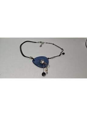 Ventage Caracol Blue Shell Pendant Necklace with Pearl Shell and Chain